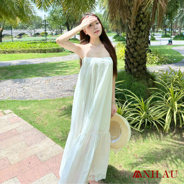 chất liệu và màu sắc đầm cổ v