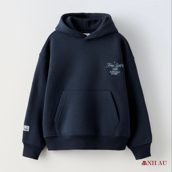 áo khoác hoodie biểu tượng trẻ trung